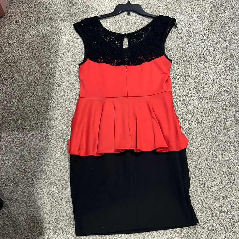 XL red and black dress